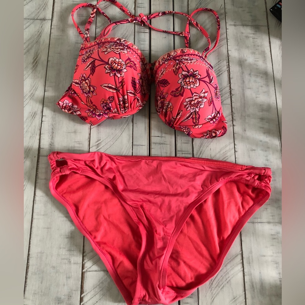 6/21 50%off Bikini 2 piece coral EUC sz L